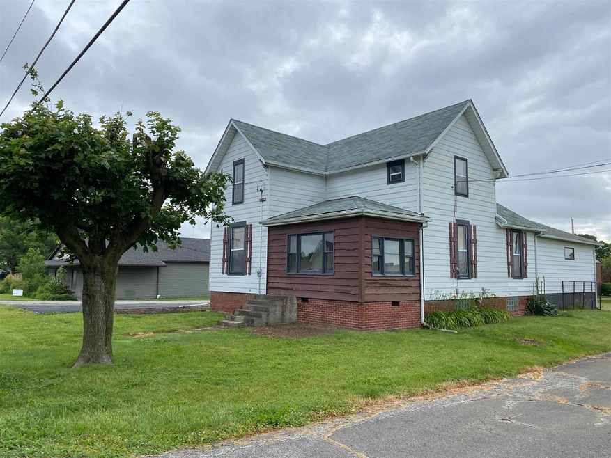 223 Ash St, Tipton, IN 46072 - photo 1