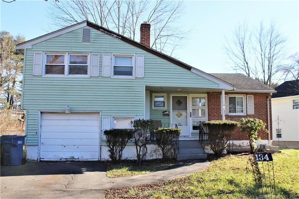 134 Custer Dr, Windsor, CT 06095 - photo 1
