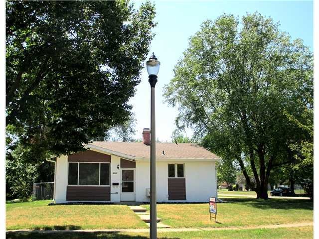 3633 Ronald St, Lansing, MI 48911 - photo 1