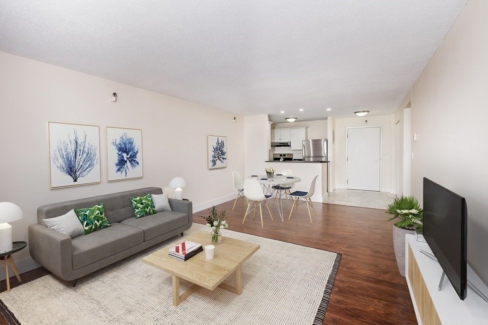 Parris Landing unit 5111, Charlestown, MA 02129 - photo 1