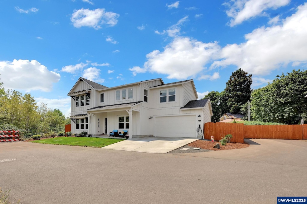 580 S 10th St, Monroe, OR 97456 - photo 1