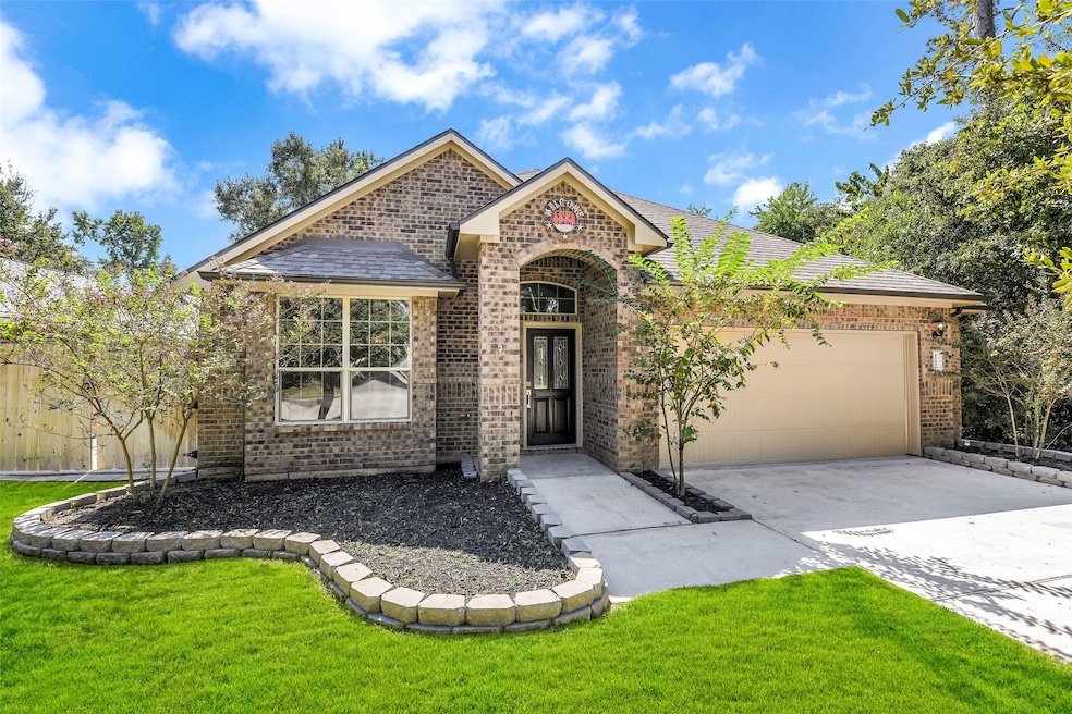 For Sale $319,990 • Co-Listing Agent