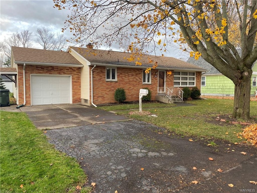 601 Williams St, North Tonawanda, NY 14120 - photo 1