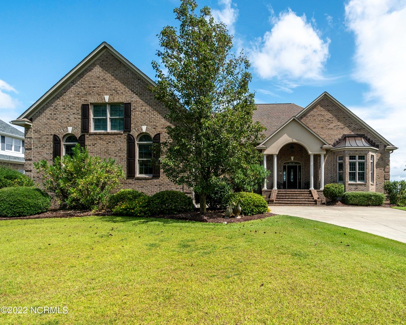 929 Stately Pines Road