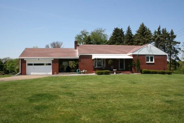 BEAUTIFUL LEVEL, CORNER LOT (APPX. 1/2 ACRE) WITH 