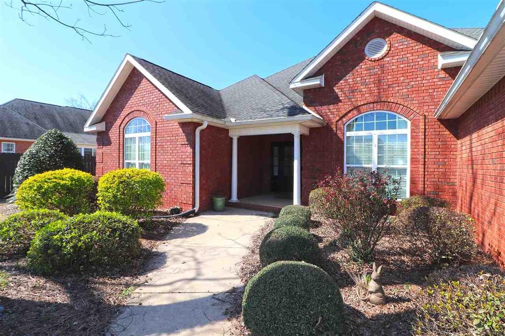 102 Suffolk Ln, Warner Robins, GA 31088 - photo 1