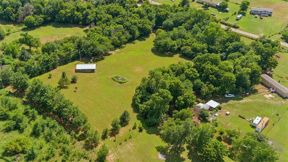 1023 County Street 2945, Tuttle, OK 73089 - photo 1