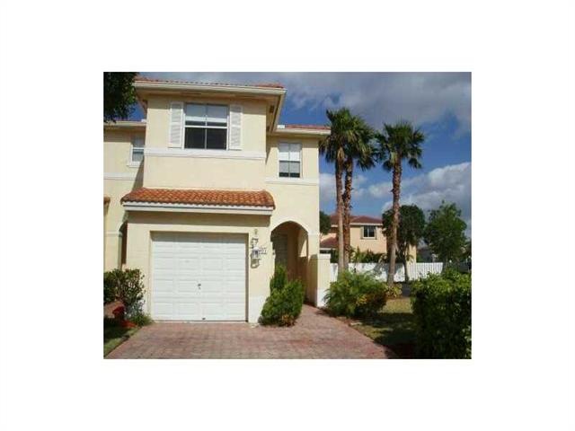 11001 NW 43rd Ln, Doral, FL 33178 - photo 1