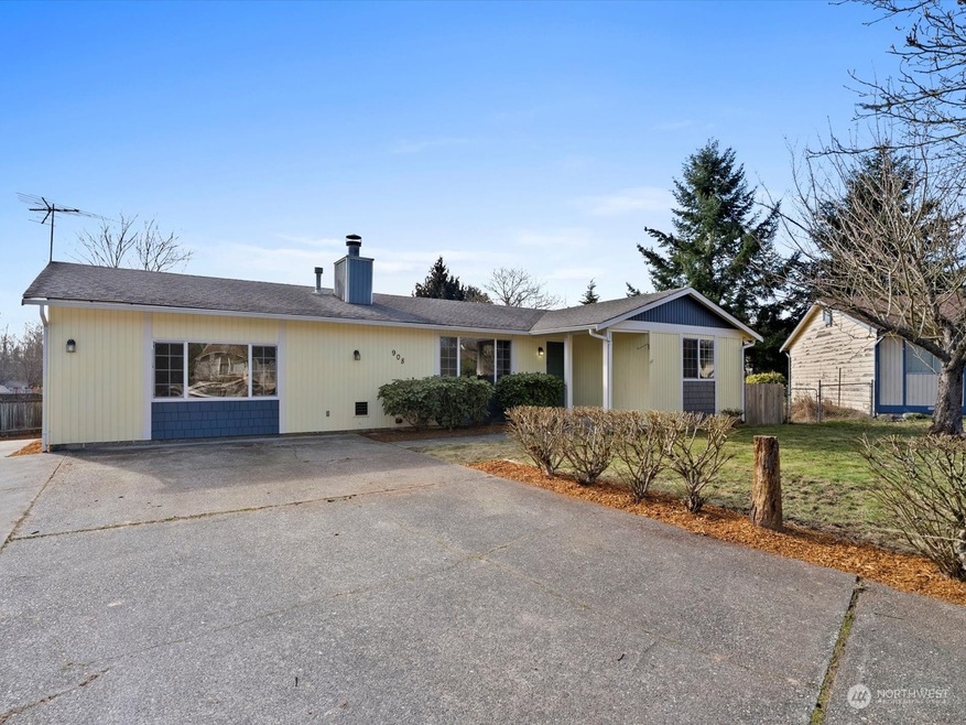 908 116th St SW, Everett, WA 98204 - photo 1