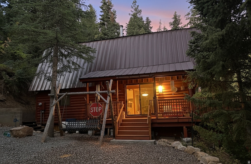 49 N Pine Creek Rd E, Mount Pleasant, UT 84647 - photo 1