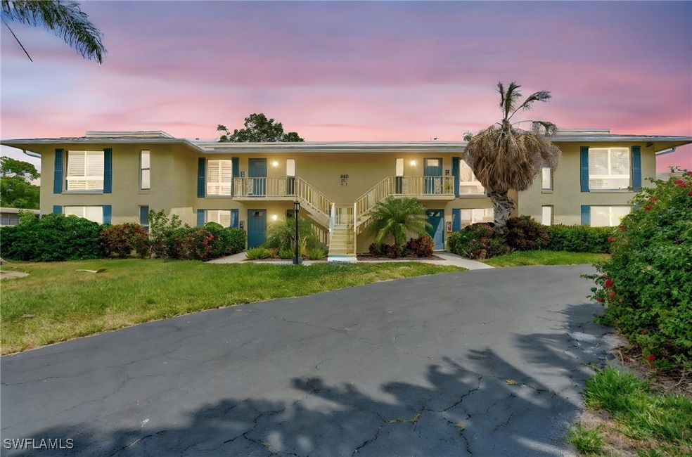 300 Palm Dr unit 402, Naples, FL 34112 - photo 1