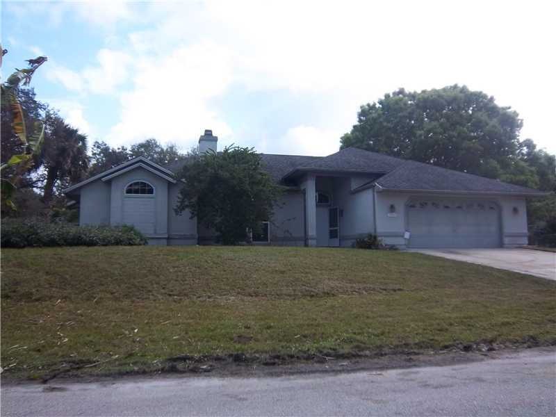 1626 Seahouse St, Sebastian, FL 32958 - photo 1