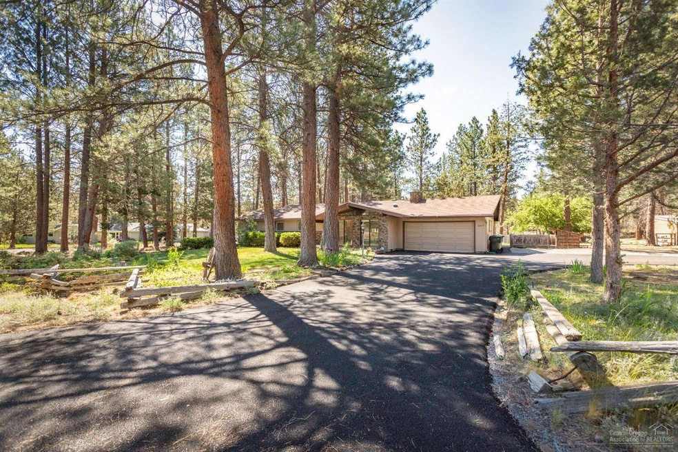 63415 Saddleback Place, Bend, OR 97703 - photo 1