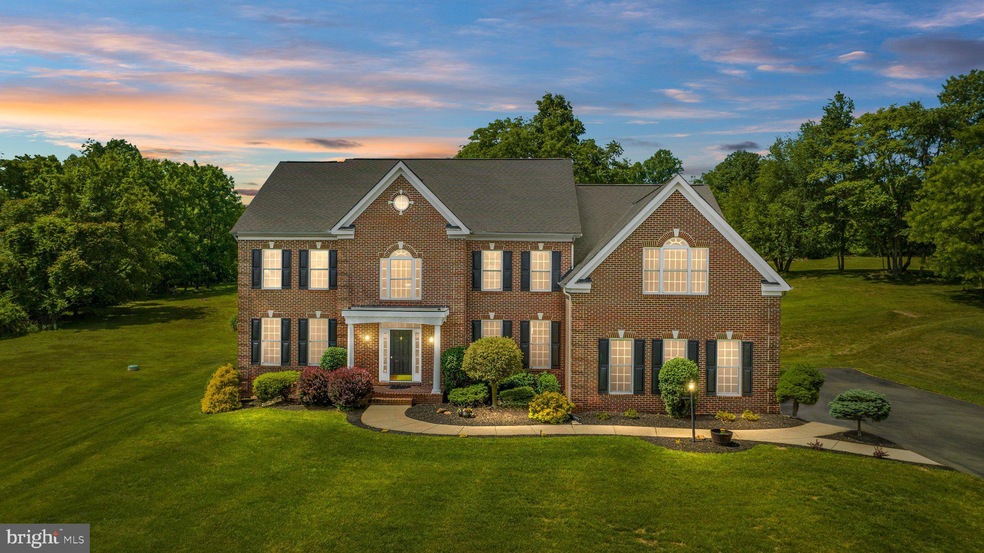 35420 Autumn Ridge Ct, Round Hill, VA 20141 - photo 1