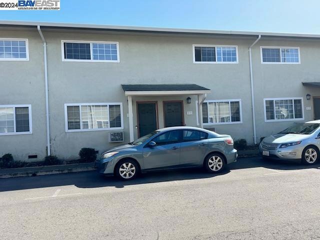 690 Fargo Ave unit 4, San Leandro, CA 94579 - photo 1