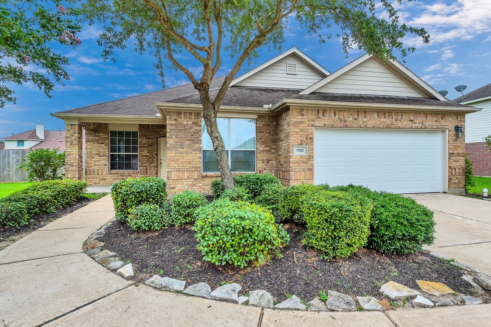17807 Placid Oak Ct, Cypress, TX 77433 - photo 1