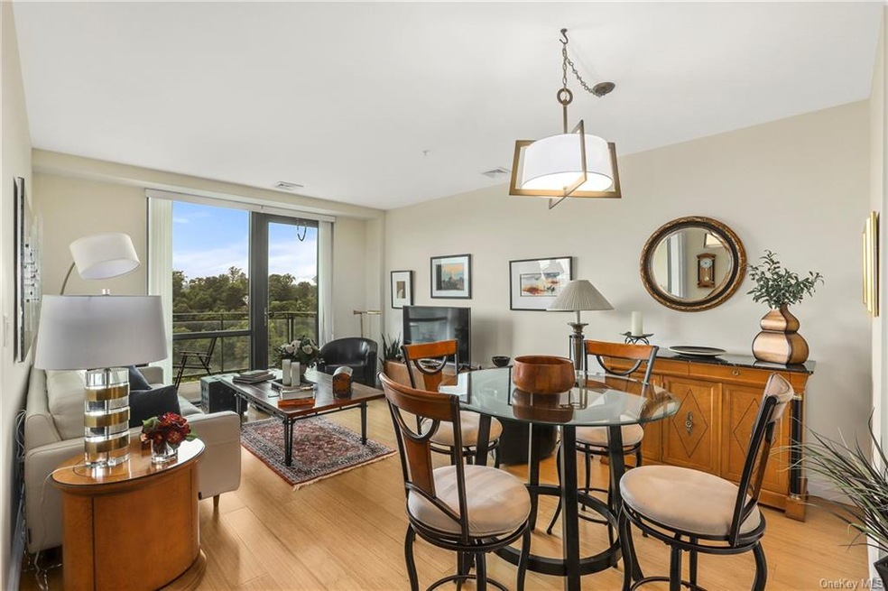 Monarch Tower 1 unit 7F, Yonkers, NY 10710 - photo 1