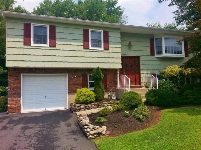 11 Roman Acres Dr, Garnerville, NY 10923 - photo 1