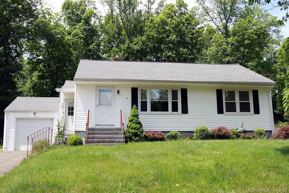 840 Alling Rd, Orange, CT 06477 - photo 1