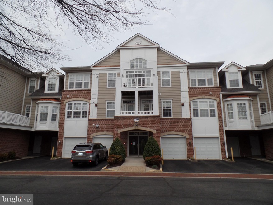7871 Rolling Woods Ct unit 1PH4, Springfield, VA 22152 - photo 1