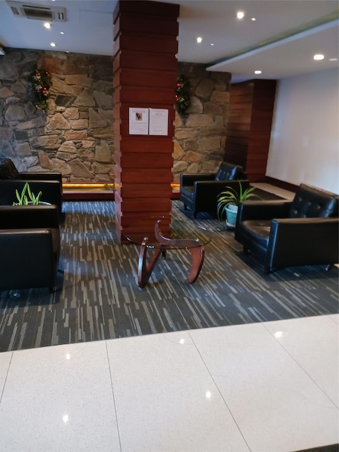 The Continental unit 1P, Elmhurst, NY 11373 - photo 1