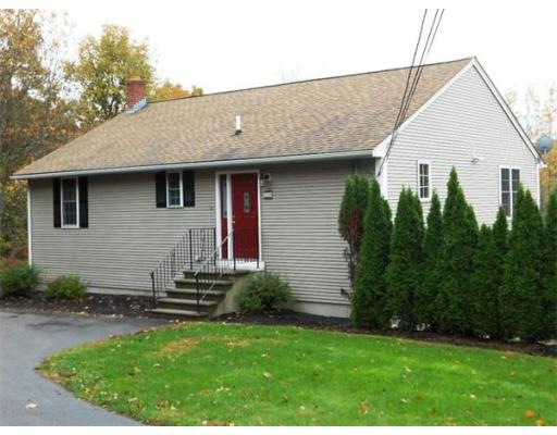 75 Elm St unit 75, Blackstone, MA 01504 - photo 1