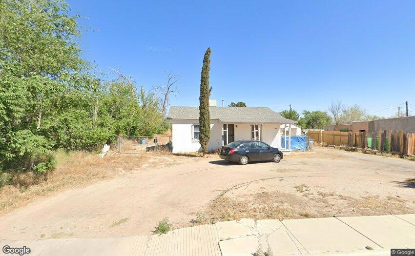 537 Lafayette Dr, El Paso, TX 79915 - photo 1