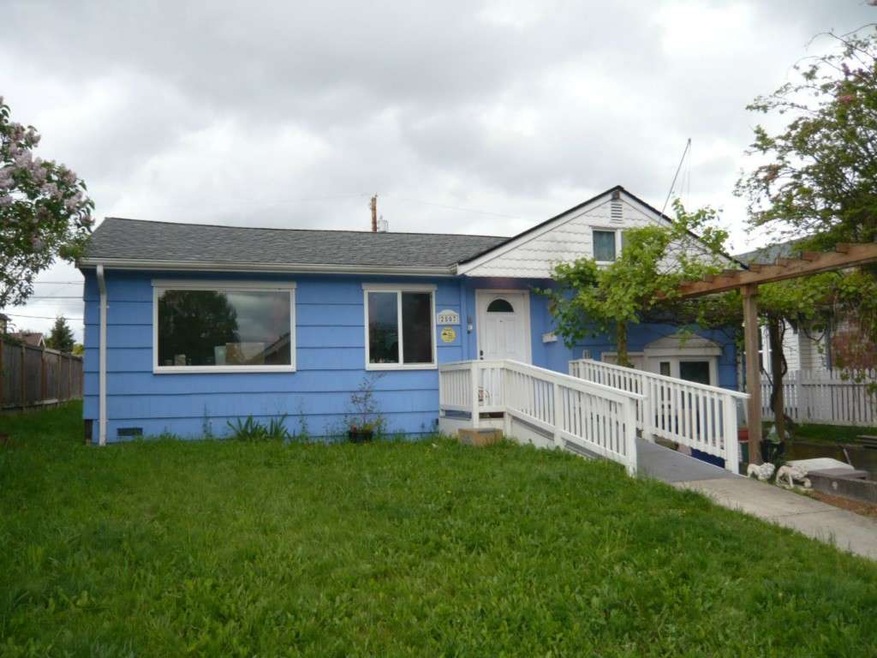 2807 21st St, Everett, WA 98201 - photo 1