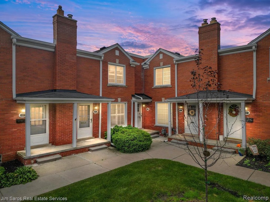 693 Saint Clair St unit 6, Grosse Pointe, MI 48230 - photo 1