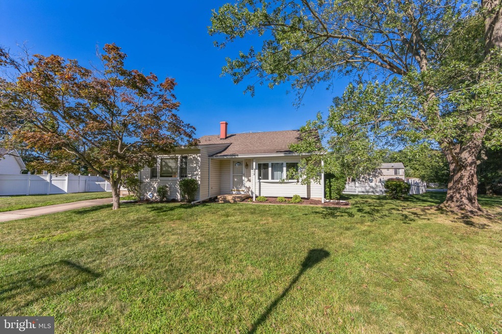 38 Woodfield Ct, Newark, DE 19713 - photo 1