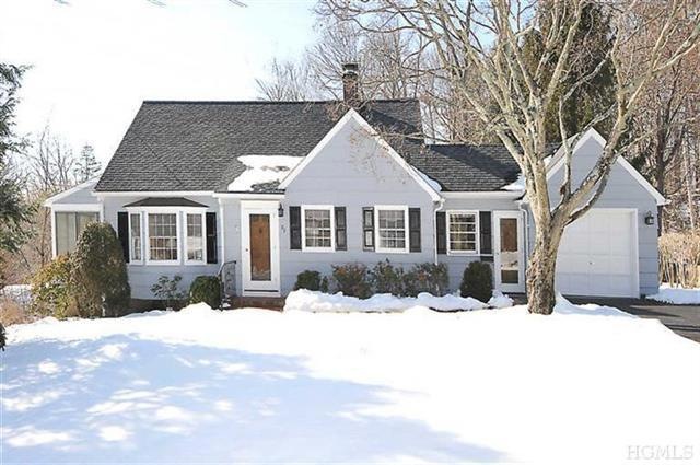 22 Willis Place, Pleasantville, NY 10570 - photo 1