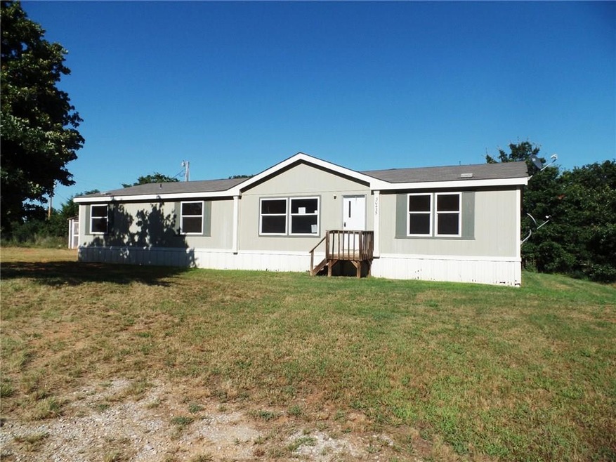 30435 Willow View Rd, Tecumseh, OK 74873 - photo 1