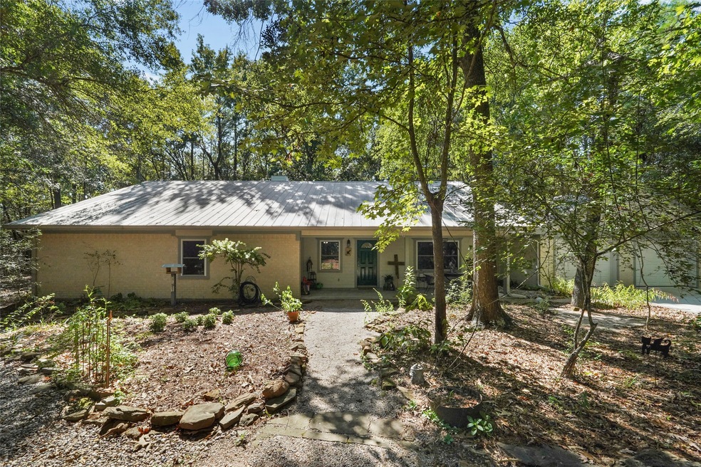 Welcome to 16885 Rabon Chapel Road, Montgomery, Te