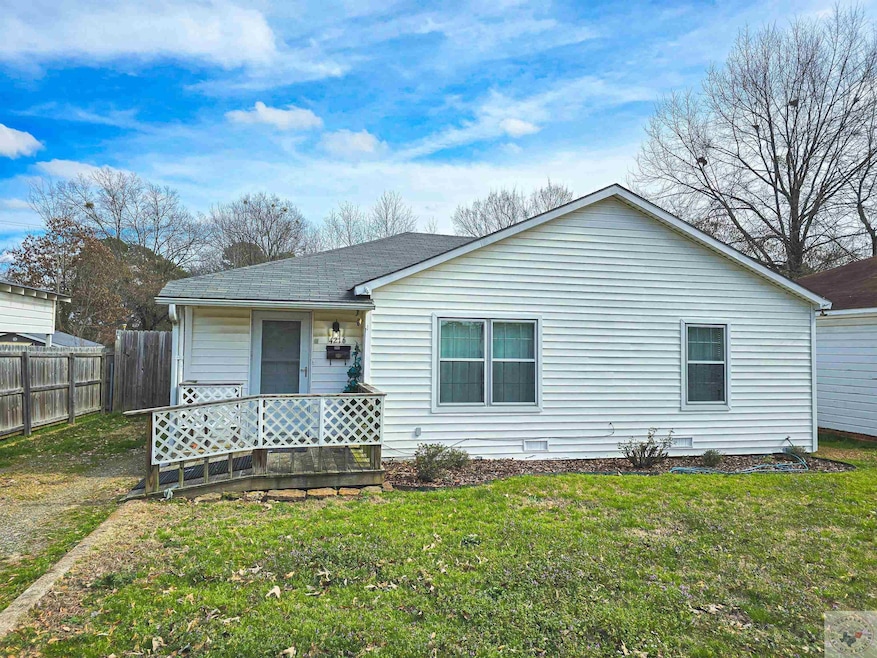 4216 Elizabeth St, Texarkana, TX 75503 - photo 1