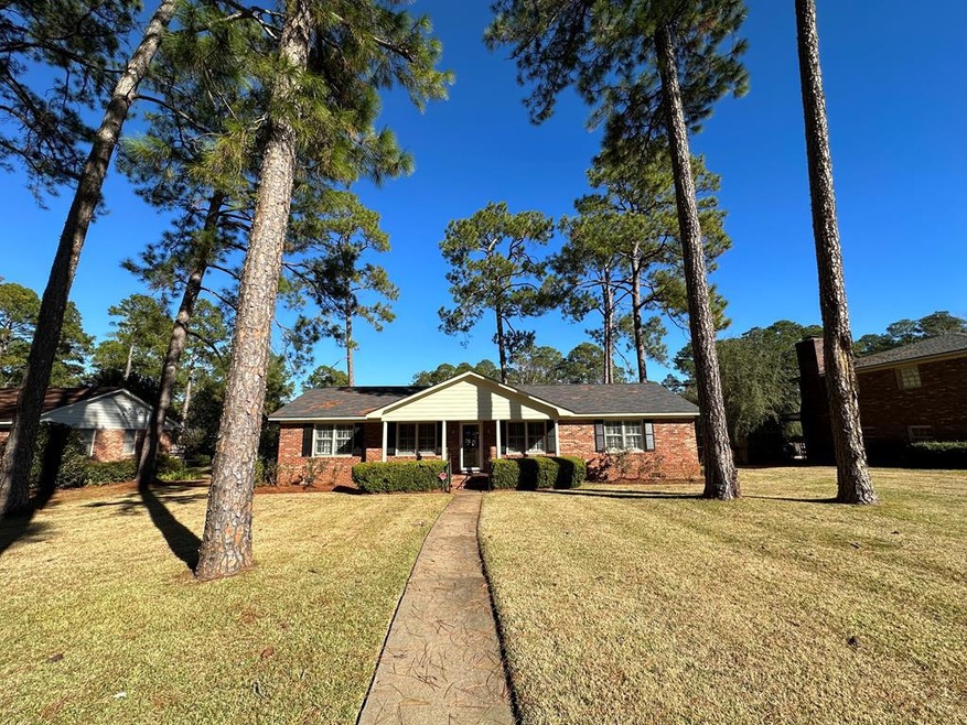 1910 Lullwater Rd, Albany, GA 31707 - photo 1