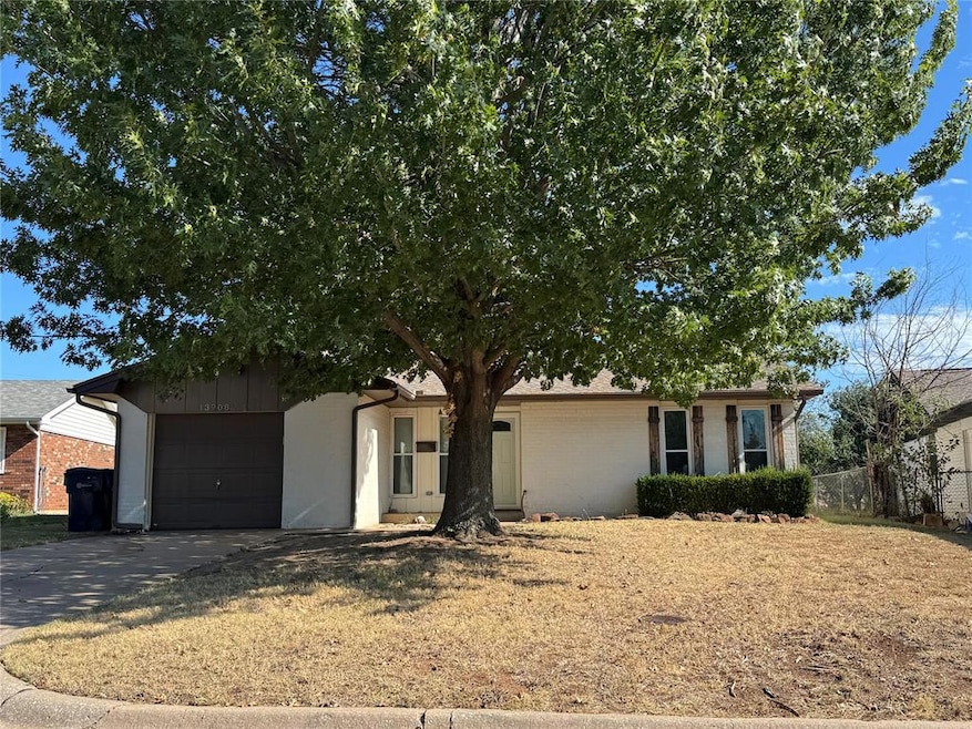 Cute bungalow. About to get all new paint and roof!