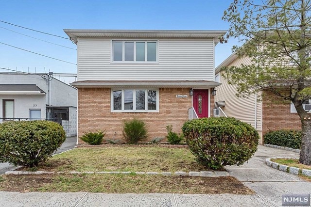 27 Wallington Ave, Wallington, NJ 07057 - photo 1