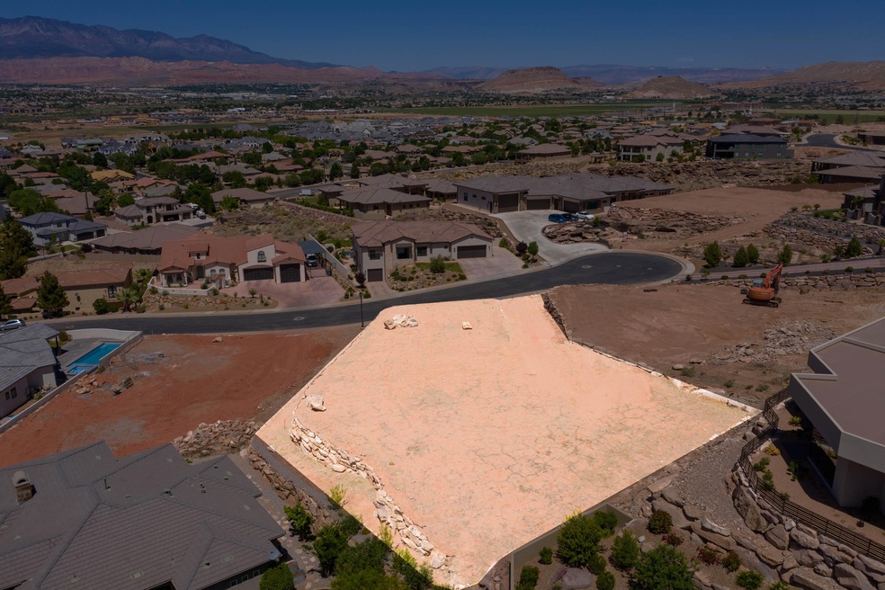 21-1520 S Circle Lot 14