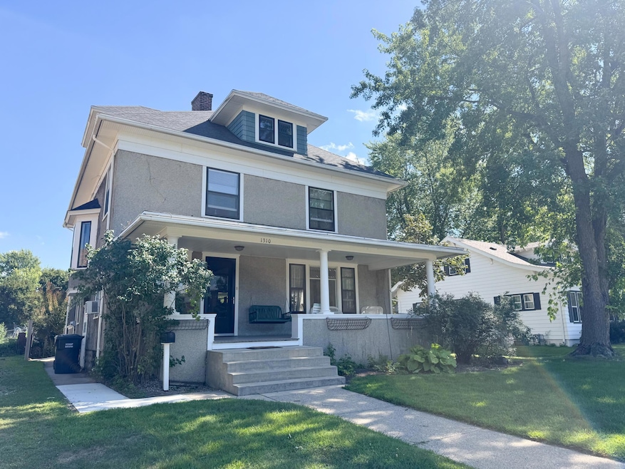 1310 7th Ave, Worthington, MN 56187 - photo 1