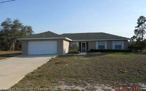 468 Lake Gloria Dr, Lake Placid, FL 33852 - photo 1