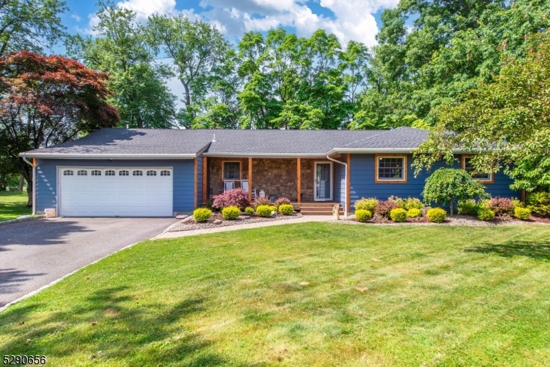 21 Glenroy Rd S, Fairfield, NJ 07004 - photo 1