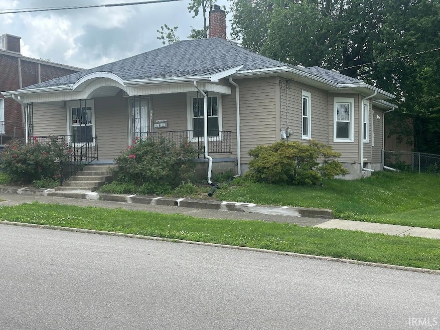 305 N Seminary St, Princeton, IN 47670 - photo 1