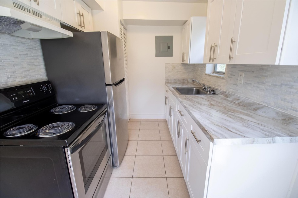 1505 SW 2nd St unit 211, Fort Lauderdale, FL 33312 - photo 1