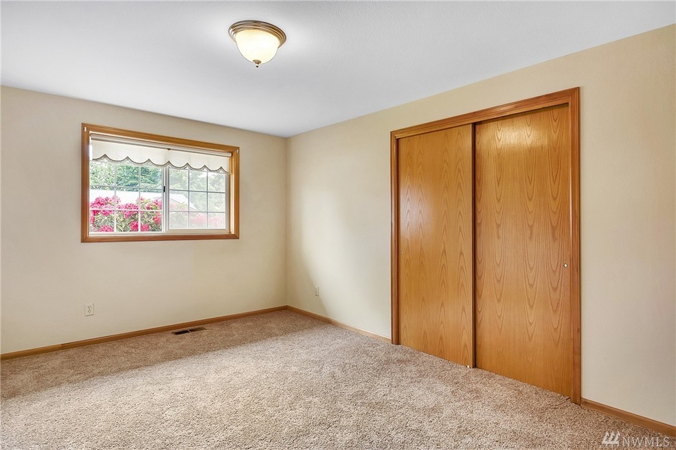 519 Brook Way, Lynden, WA 98264 - photo 1