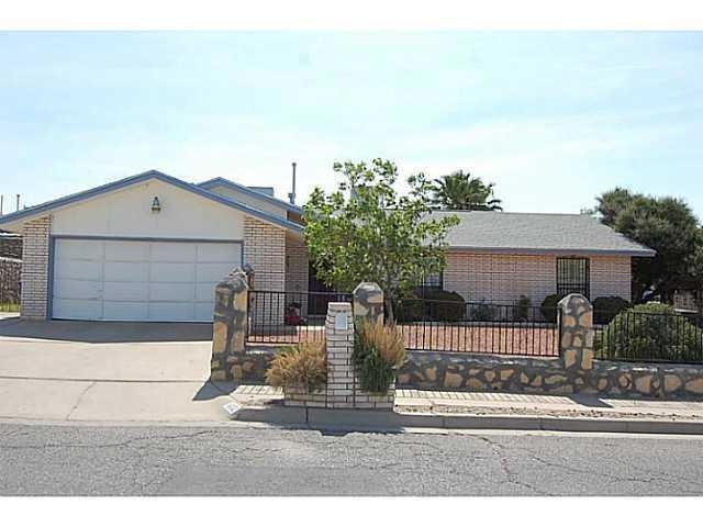 1600 Common Dr, El Paso, TX 79936 - photo 1