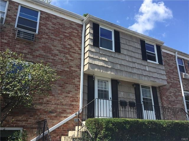 32 Weed Hill Ave unit D, Stamford, CT 06907 - photo 1