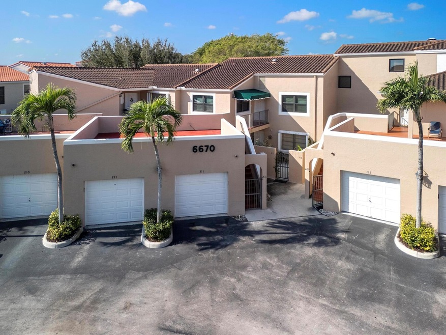 6670 Villa Sonrisa Dr unit 221, Boca Raton, FL 33433 - photo 1