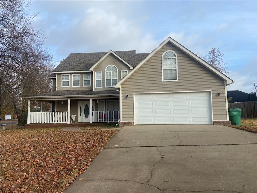 118 Birch St, Centerton, AR 72719 - photo 1