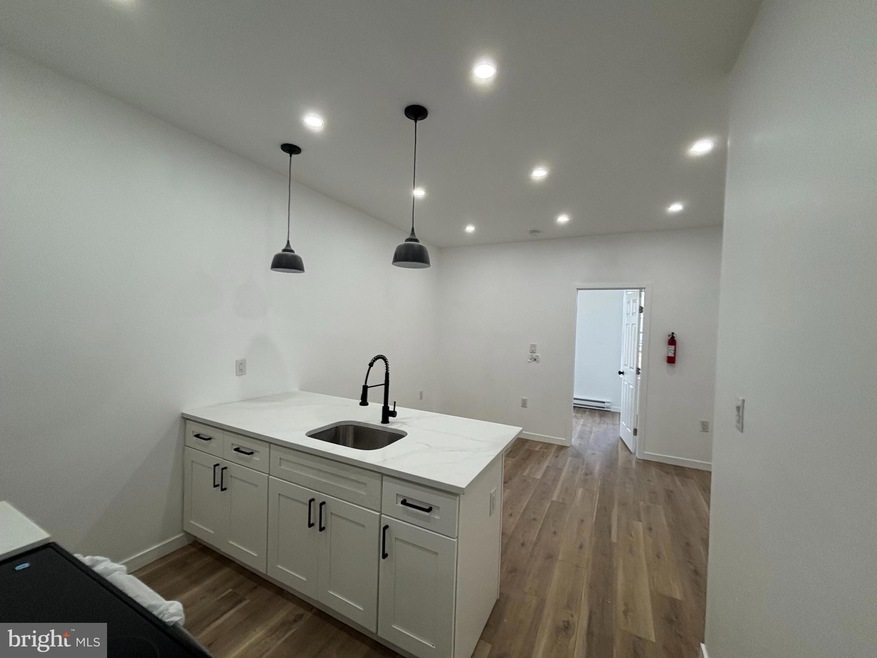 3038 N 8th St unit 2, Philadelphia, PA 19133 - photo 1