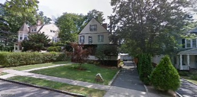 420 Tremont Place unit 1, Orange, NJ 07050 - photo 1